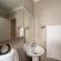 Unit 7 Bathroom 1