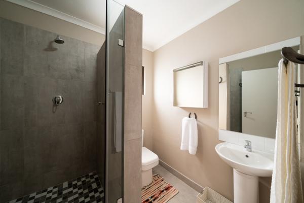 Room image 40