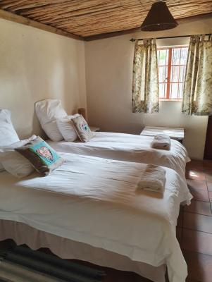 Room image 1