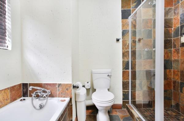Room image 6