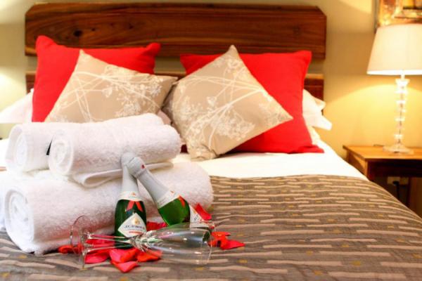 Room image 3