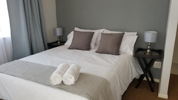 Room image 4