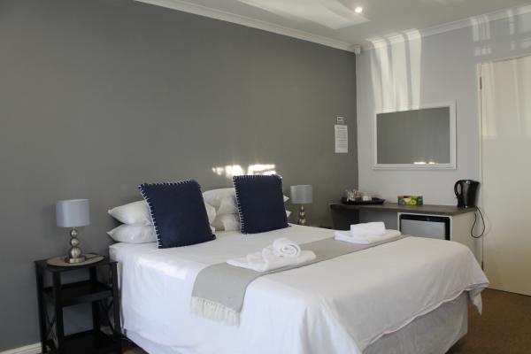 Room image 2