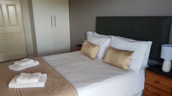 Room image 15