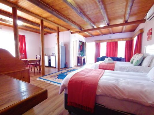 Room image 9