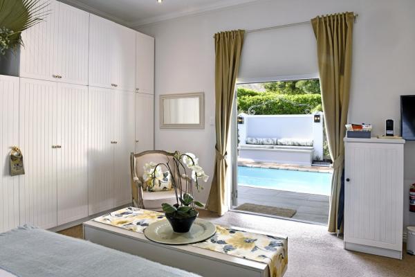 Room image 3