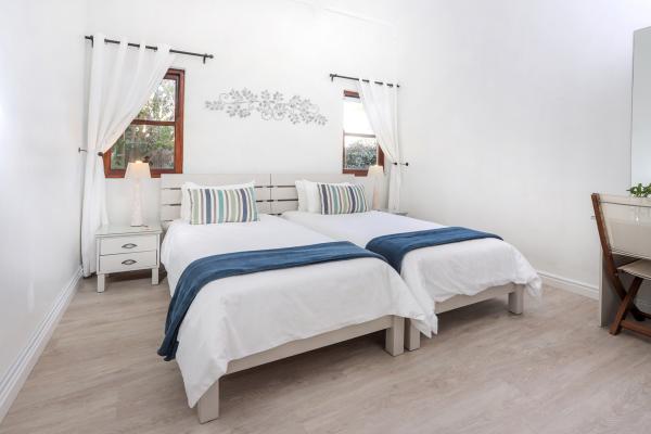 Room image 6