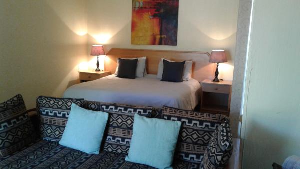 Room image 1