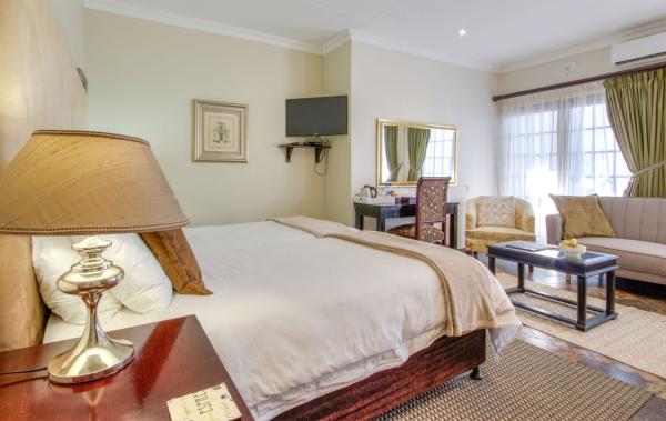 Room image 3