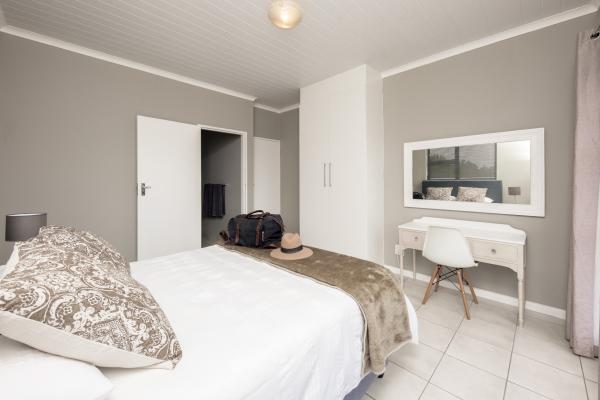 Room image 6
