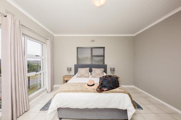Room image 7