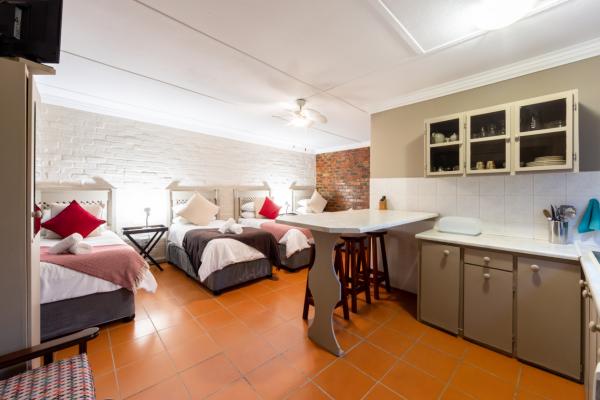 Room image 2