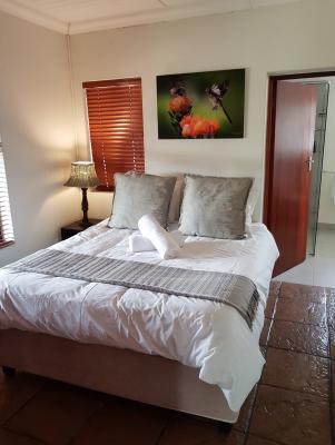 Room image 1