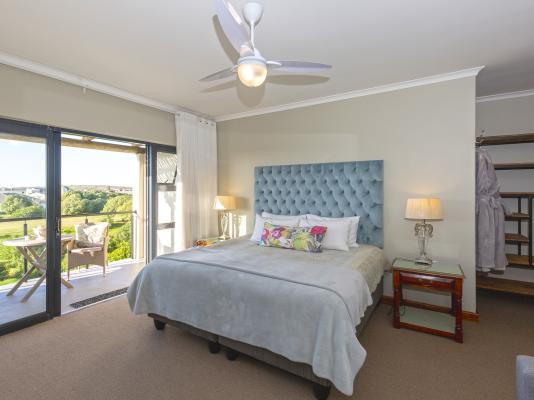 Room image 7