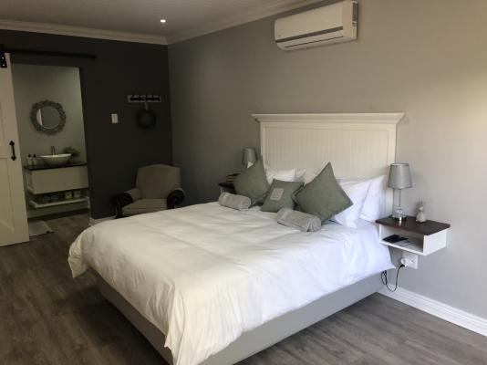 Room image 7