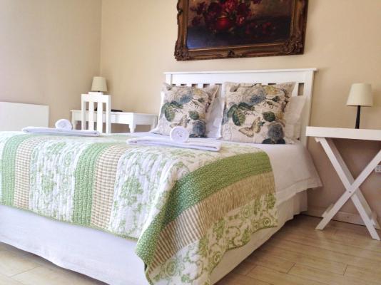 Room image 9