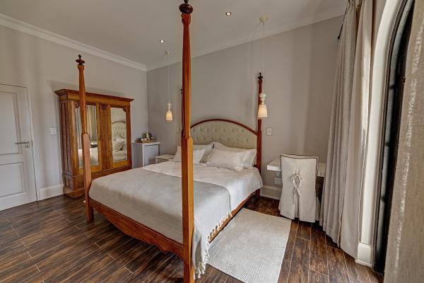Room image 1