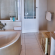 Deluxe Ocean - Bathroom