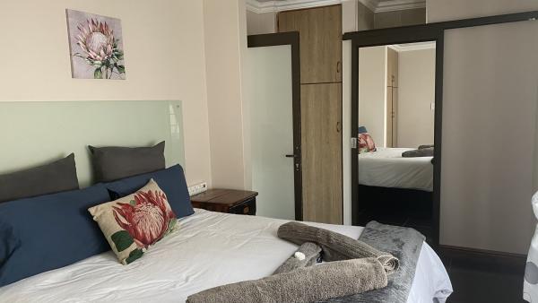 Room image 16