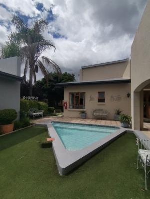 Rene's Guesthouse - 146005