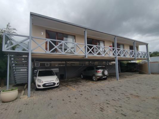 Rene's Guesthouse - 146016