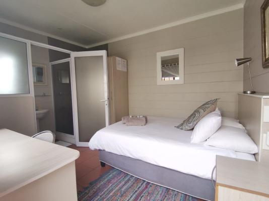 Room image 1
