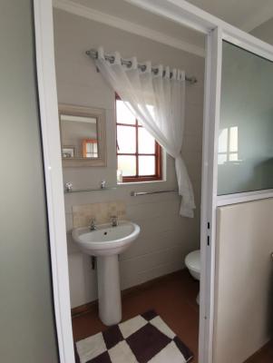 Room image 6