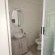 Rene's Guesthouse - Double Room bathroom