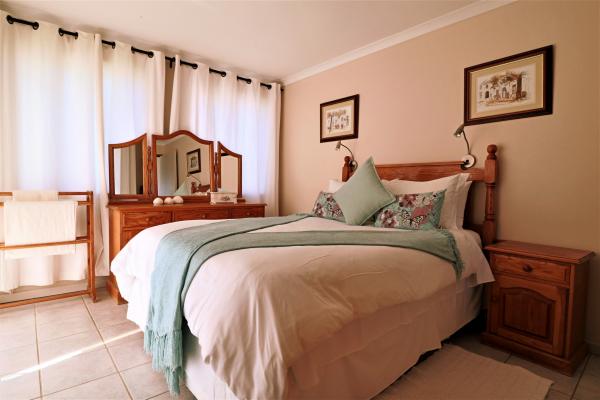Room image 6