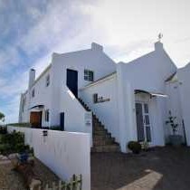 Baywatch Penthouse and Beachfront House - 146367