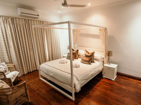 Room image 2