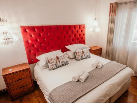 Room image 8