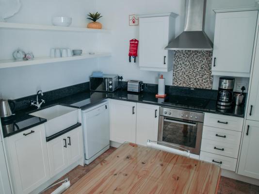 Room image 4