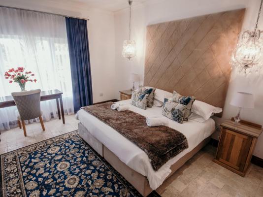 Room image 5