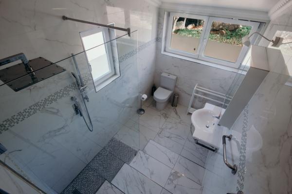 Room image 5