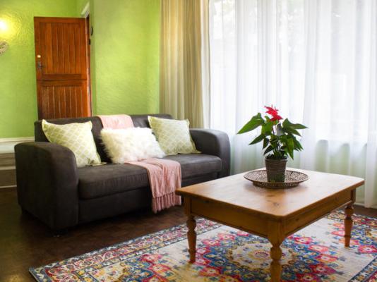 Room image 4