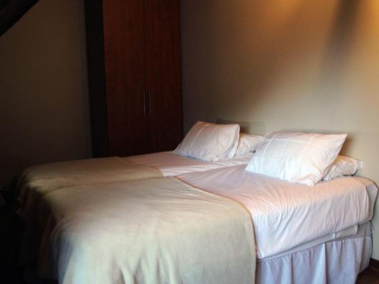 Room image 13