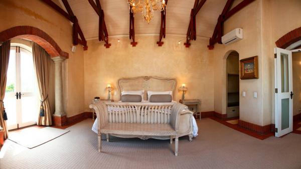 Room image 1