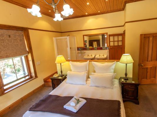 Room image 5