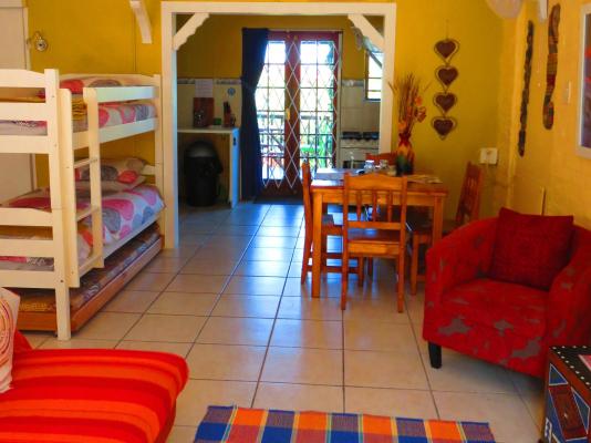 Room image 4