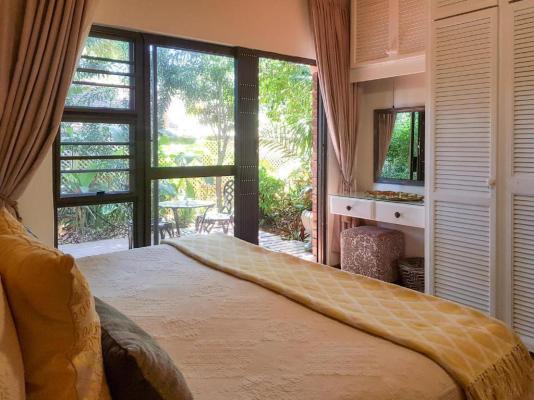 Room image 3