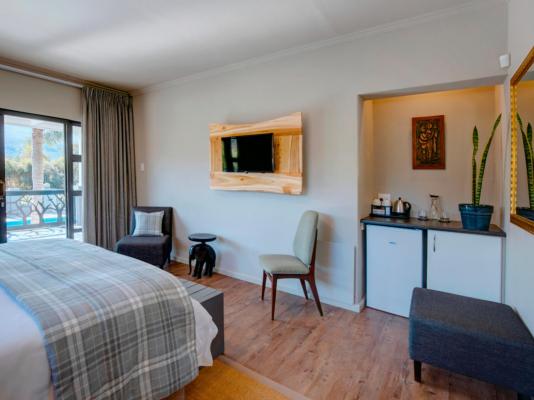Room image 4