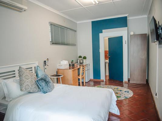 Room image 4