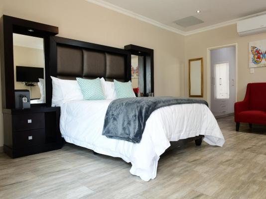 Room image 1