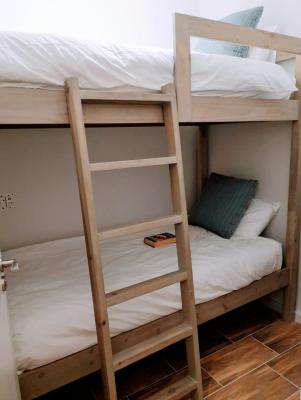 Room image 6