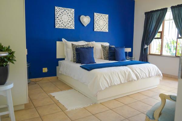 Room image 1