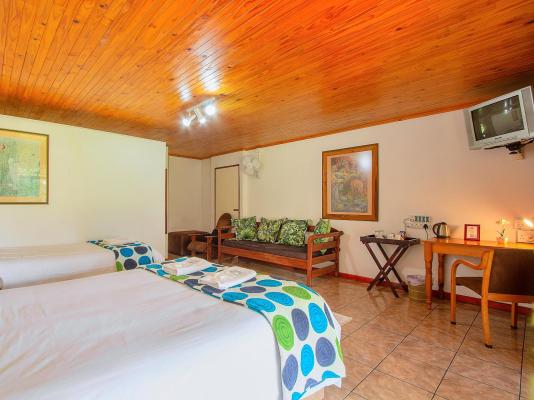 Room image 9