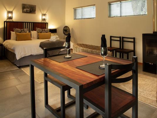 Room image 3