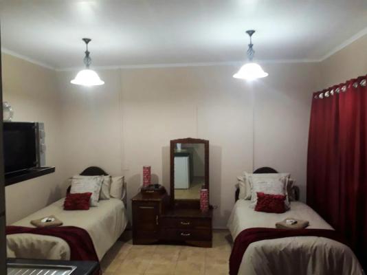 Room image 5