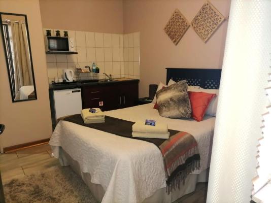Room image 9